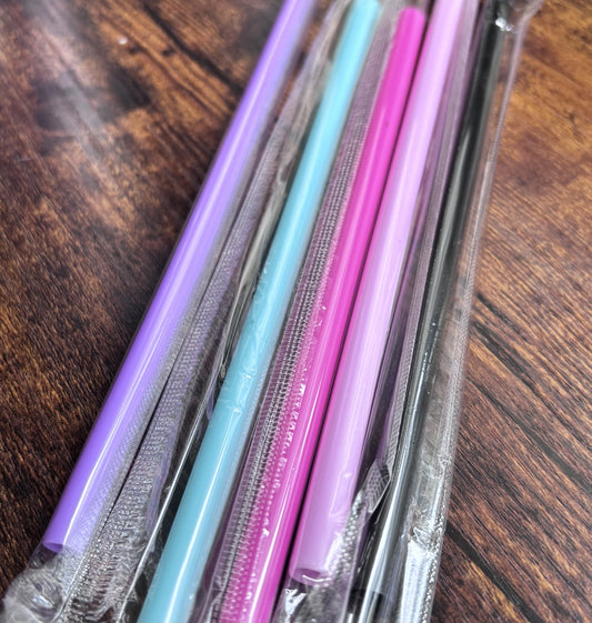 Plastic straws